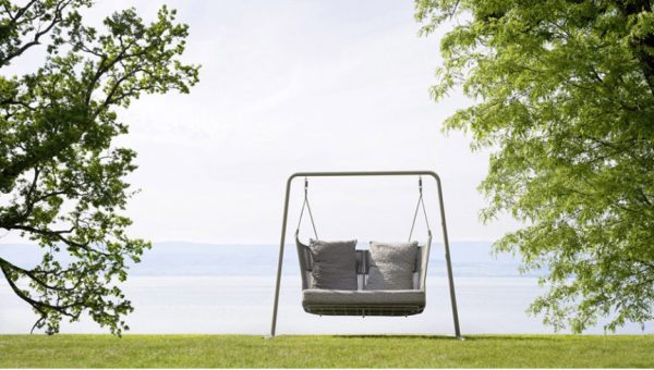 Rich results on Google's SERP when searching for "Outdoor Swing"