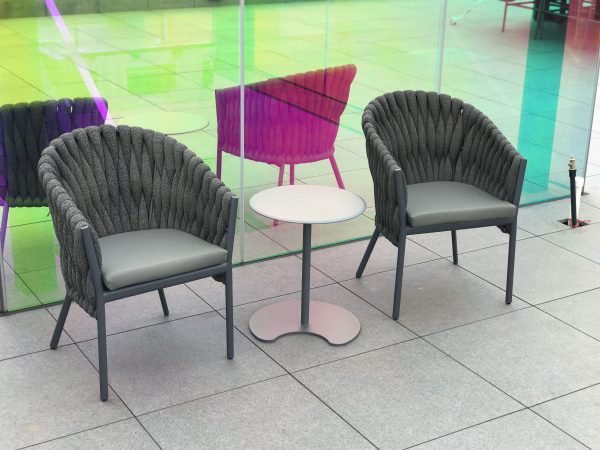 Rich results on Google's SERP when searching for "Side Table"